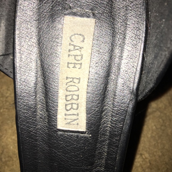 High heels - Picture 2 of 4